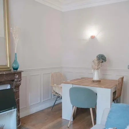 Apartment Nice Apt With View Near Square Jules Ferry *