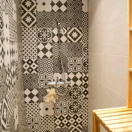 Nice Apt With View Near Square Jules Ferry * Paris